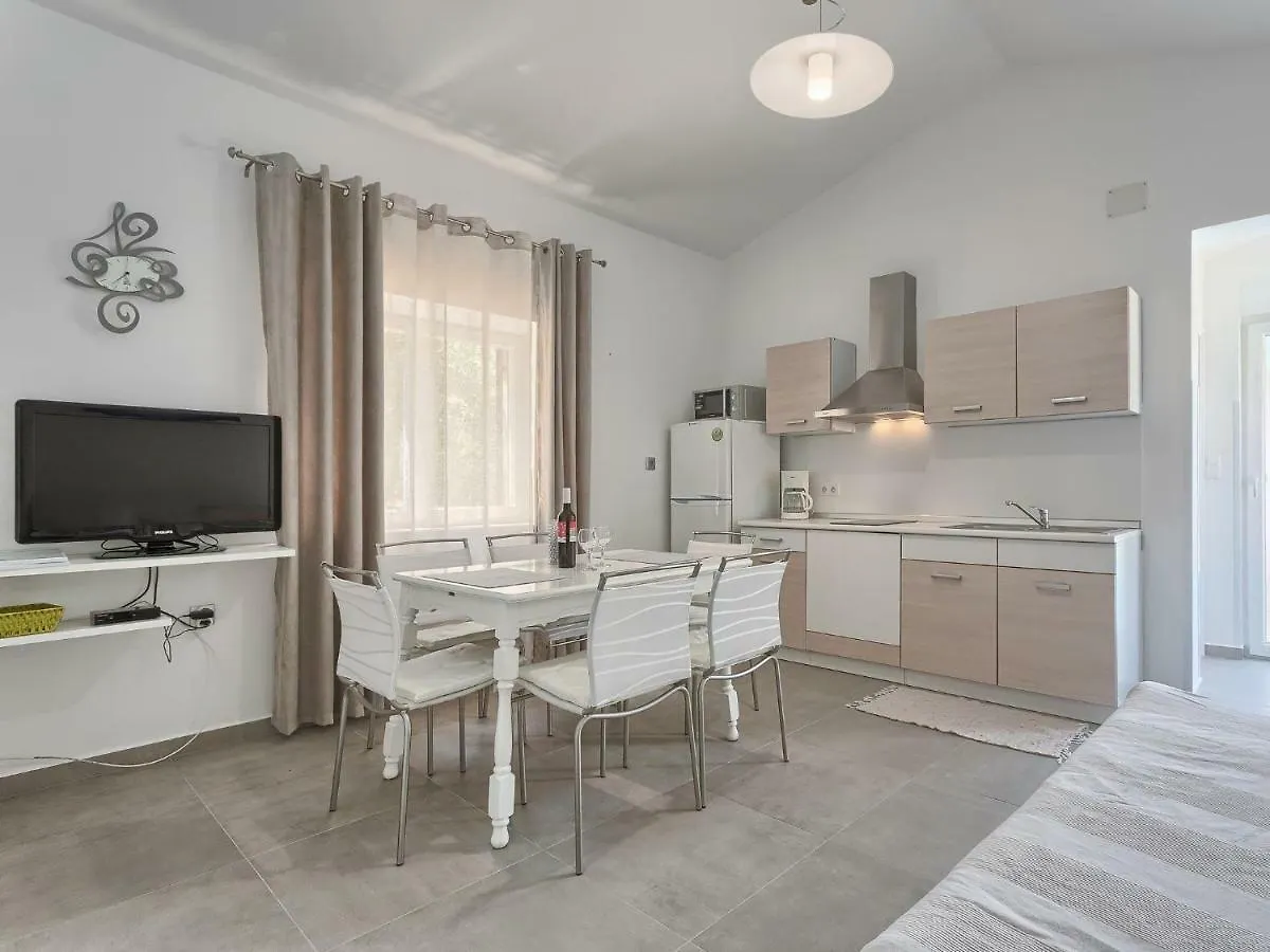 Holiday Home Lino By Interhome Stinjan