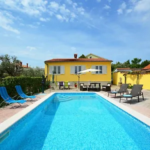 Ferienhaus Holiday Slavko, Štinjan